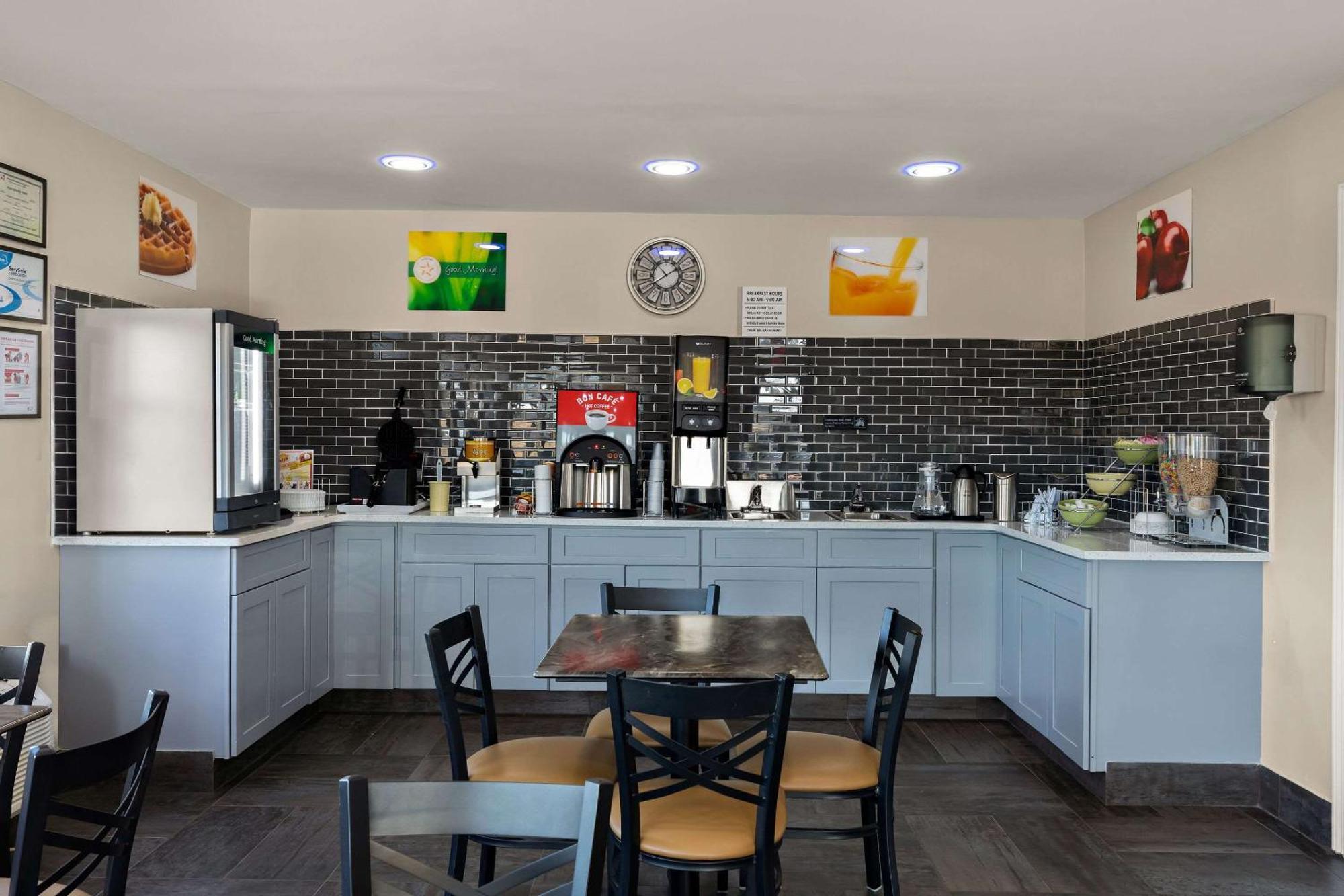 Quality Inn มอนโร ภายนอก รูปภาพ